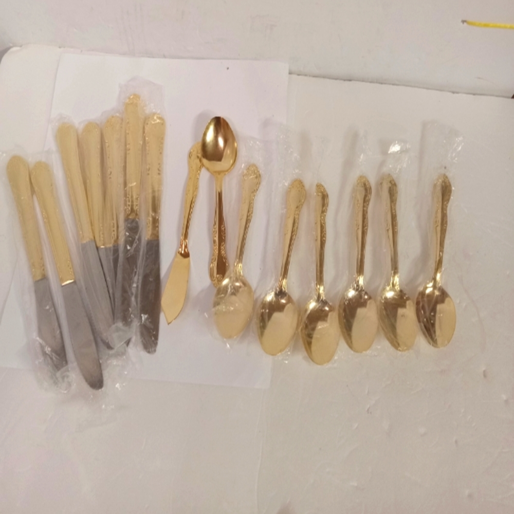 15pc Flarware Lot Stainless Steel Gold-plated Spoons & Butter knives Replacement